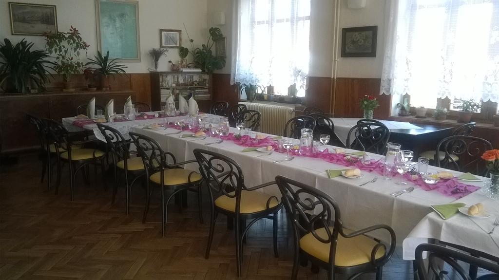 Kralicka Chata Staré Město エクステリア 写真